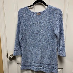 Beautiful light weight sweater
